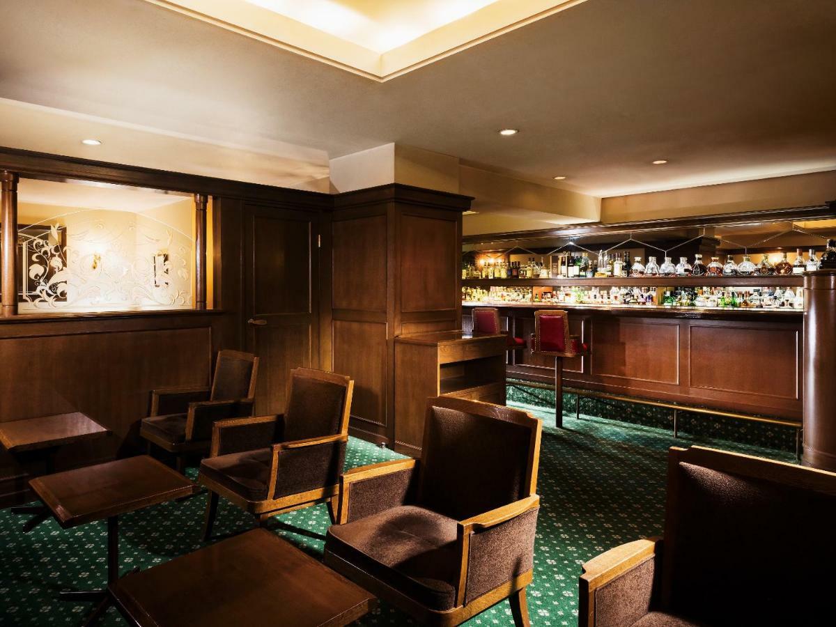 Takarazuka Hotel Eksteriør billede